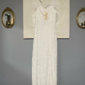 Brand new with tags Southern fried chicks wedding dress size large
